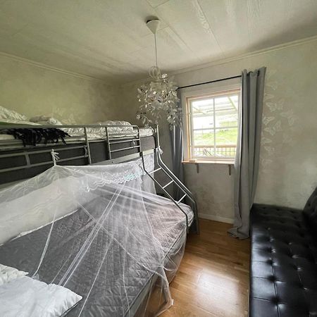 Luxury Villa By Lake Welcome You Хьо Екстериор снимка