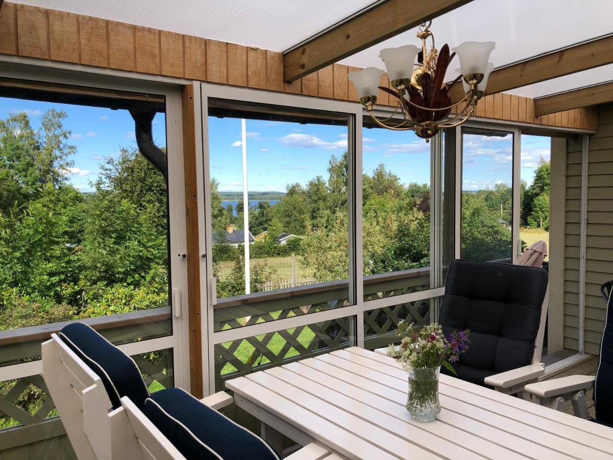 Luxury Villa By Lake Welcome You Хьо Екстериор снимка