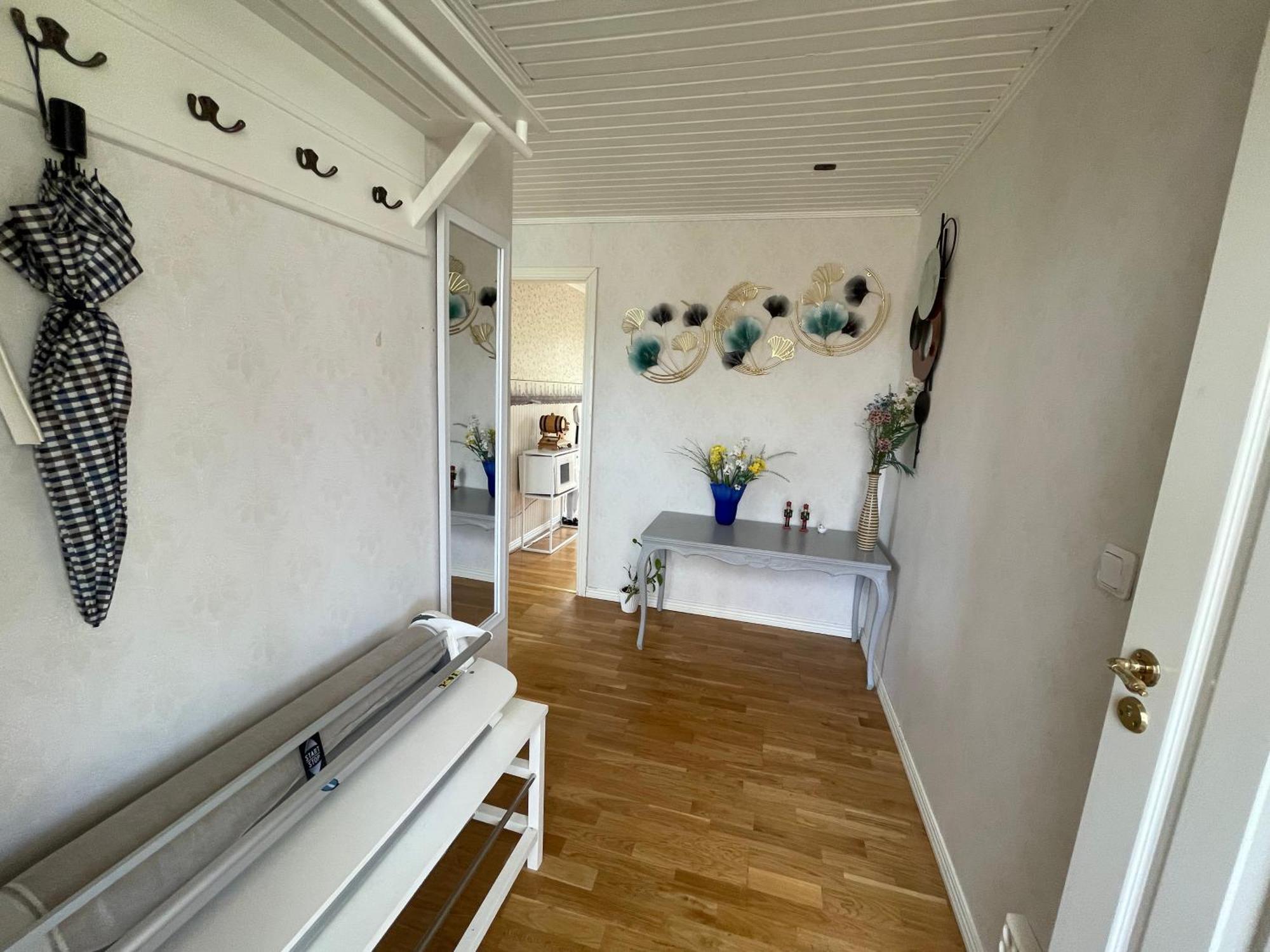 Luxury Villa By Lake Welcome You Хьо Екстериор снимка