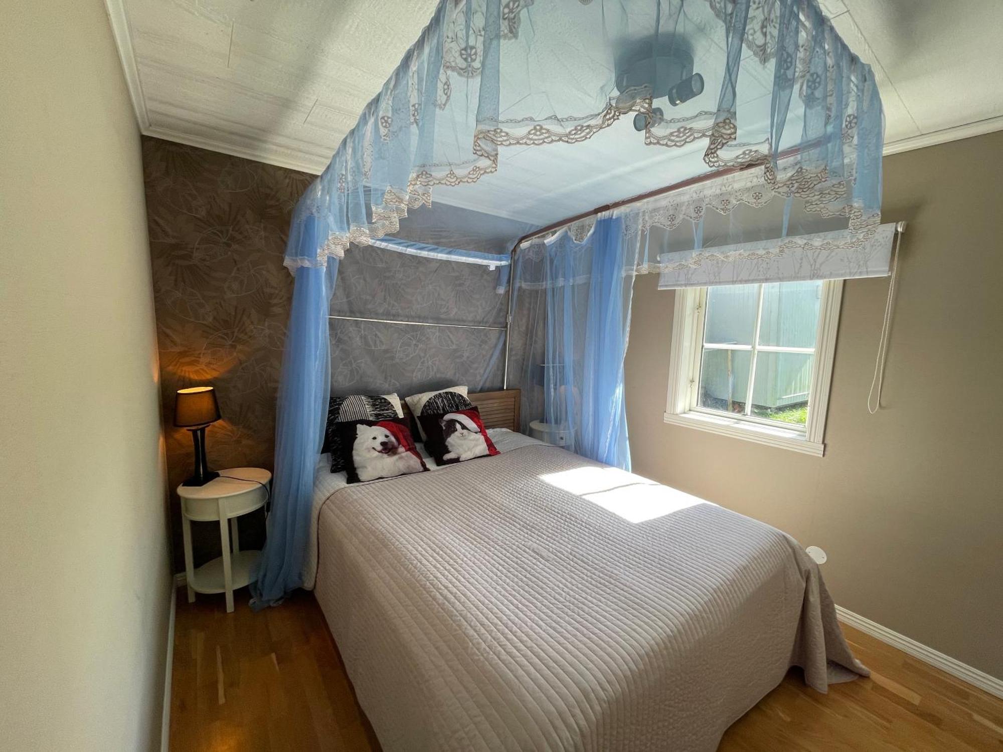 Luxury Villa By Lake Welcome You Хьо Екстериор снимка